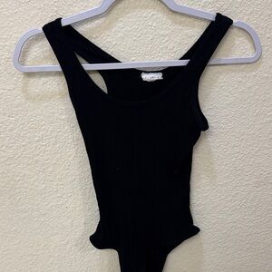 Chic Black Sleeveless Bodysuit